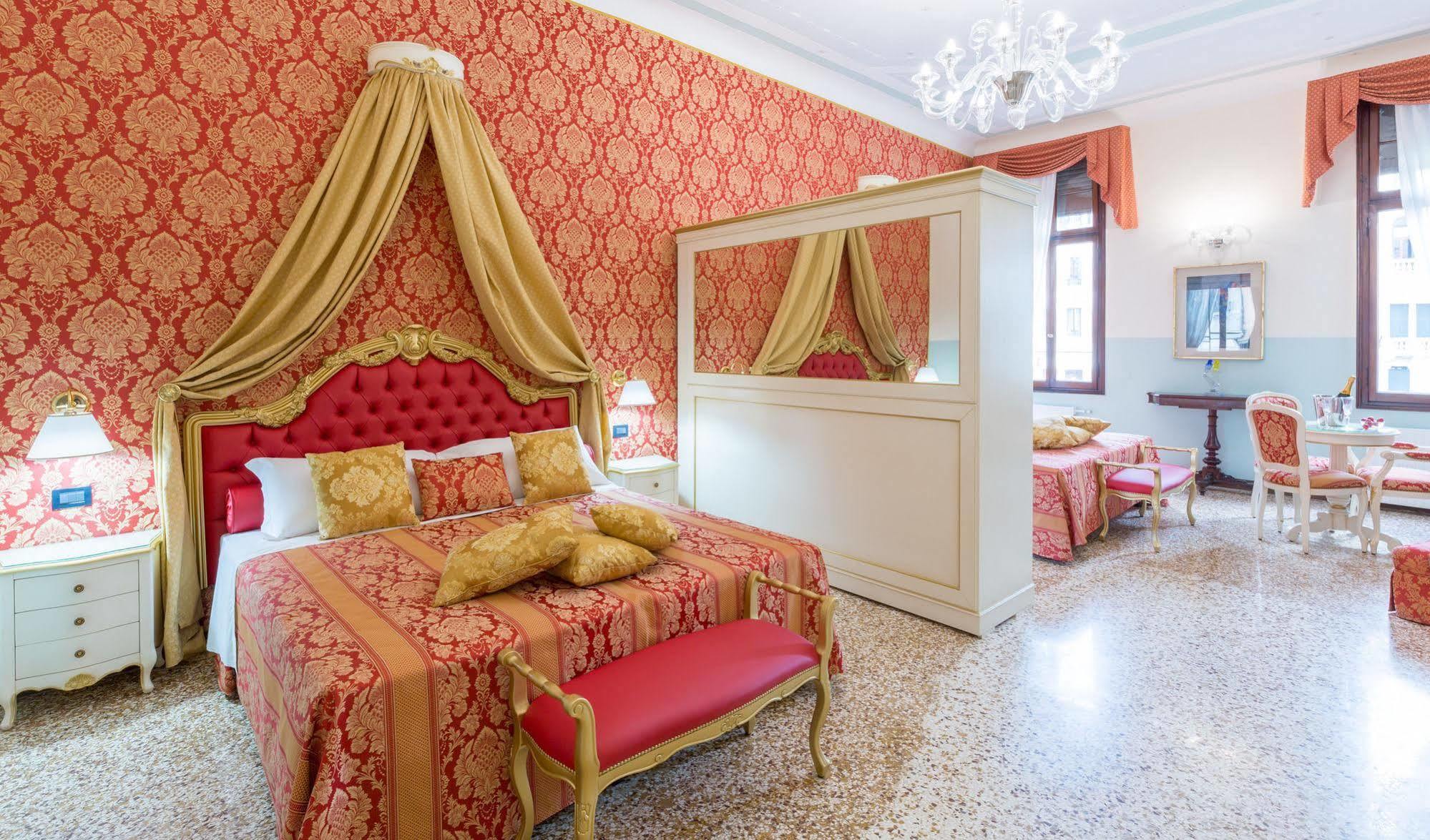 Luxury Suites In Venice-Friendly Venice Suites Extérieur photo